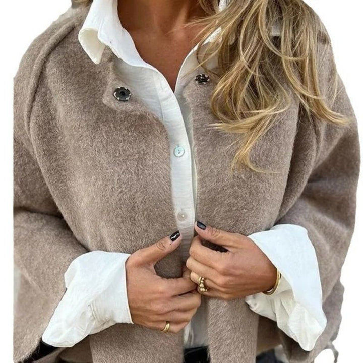 Solène™ | Veste Courte Douce et Élégante